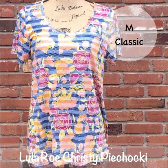 LuLaRoe Tops - LuLaRoe Classic T LuLaRoe Tops - LuLaRoe Classic T